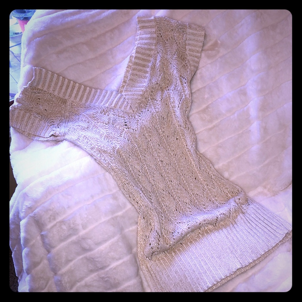 Cache creamy metallic sweater top